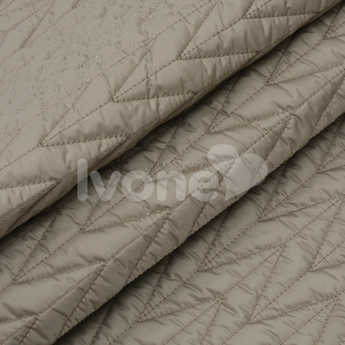 NYLON MATELASSE CHEVRON DE FERNANDA GAMA AREIA