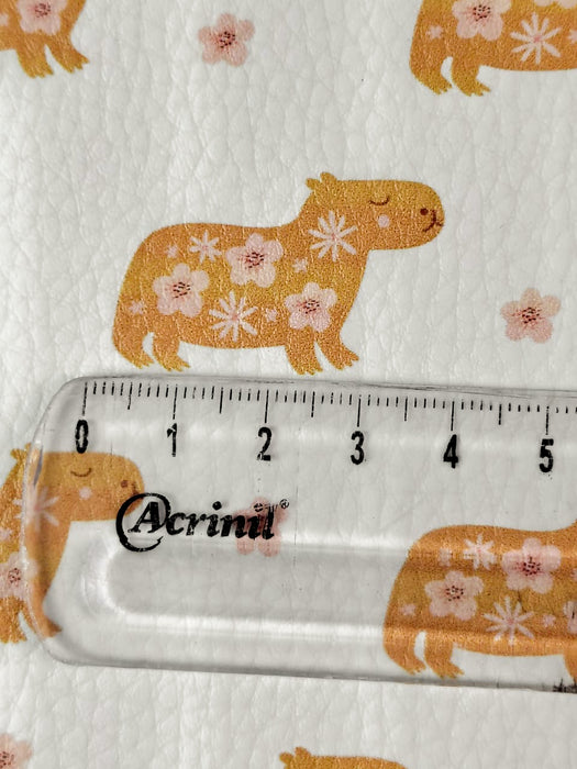 SINTETICO COLECAO CAPIVARAS FLOR EM DOLL BRANCO DA PLASTICOS IVONE
